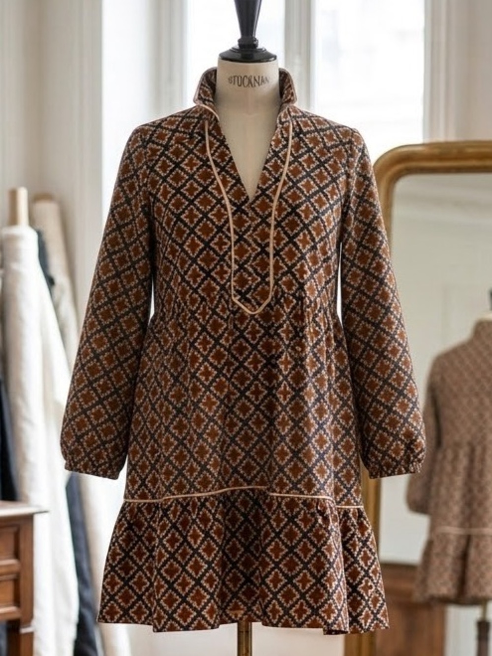Homebody Boho Geometric Drop Waist Mini Dress Tan Black Cream Long Sleeve Medium